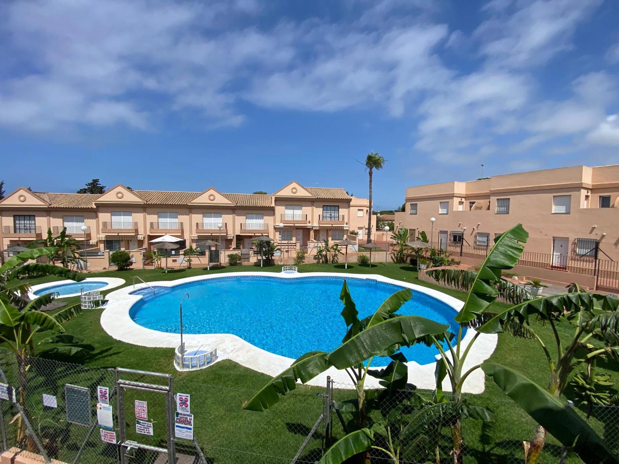 Playa La Barrosa, Alojamientoslola チクラナ・デ・ラ・フロンテーラ エクステリア 写真